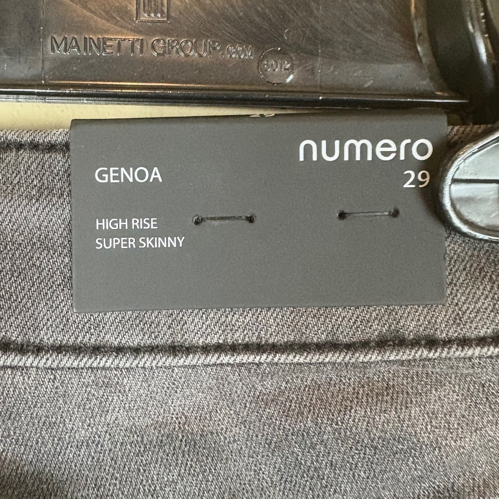 NWT Numero Gray Wash (Faded Black) Genoa High Rise Super Skinny Stretchy Jeans - Picture 8 of 12